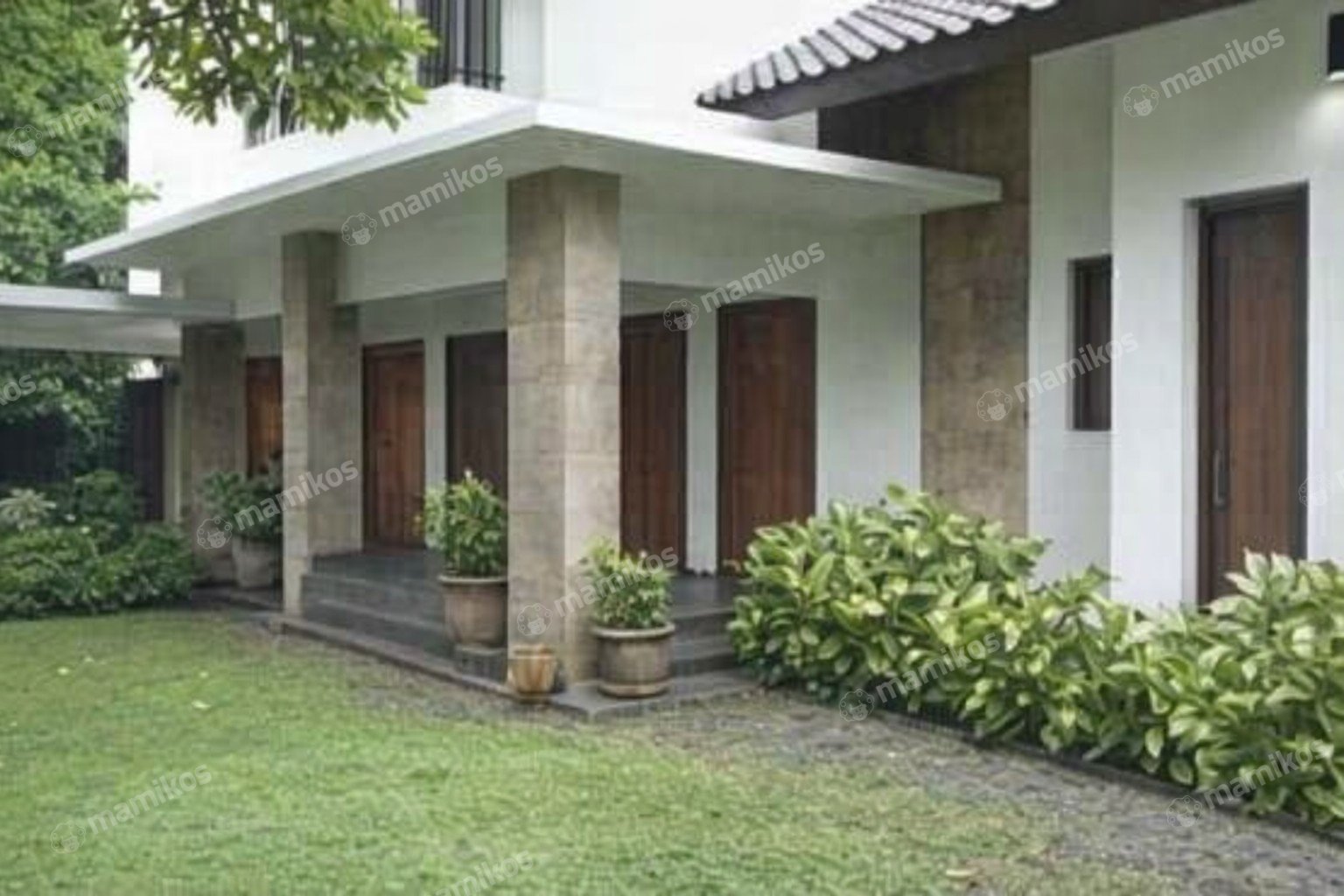 Rumah Sertifikat SHM 6 Kamar Tidur 6 Kamar Mandi Kebayoran Baru Jakarta Selatan - Photo 2