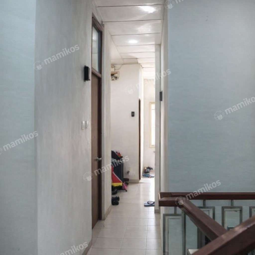 Rumah Sertifikat SHM 20 Kamar Tidur 20 Kamar Mandi Slipi Jakarta Barat - Photo 2
