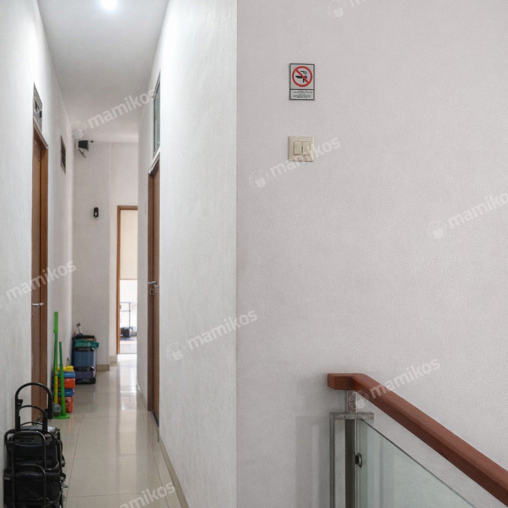 Rumah Sertifikat SHM 20 Kamar Tidur 20 Kamar Mandi Slipi Jakarta Barat - Photo 3