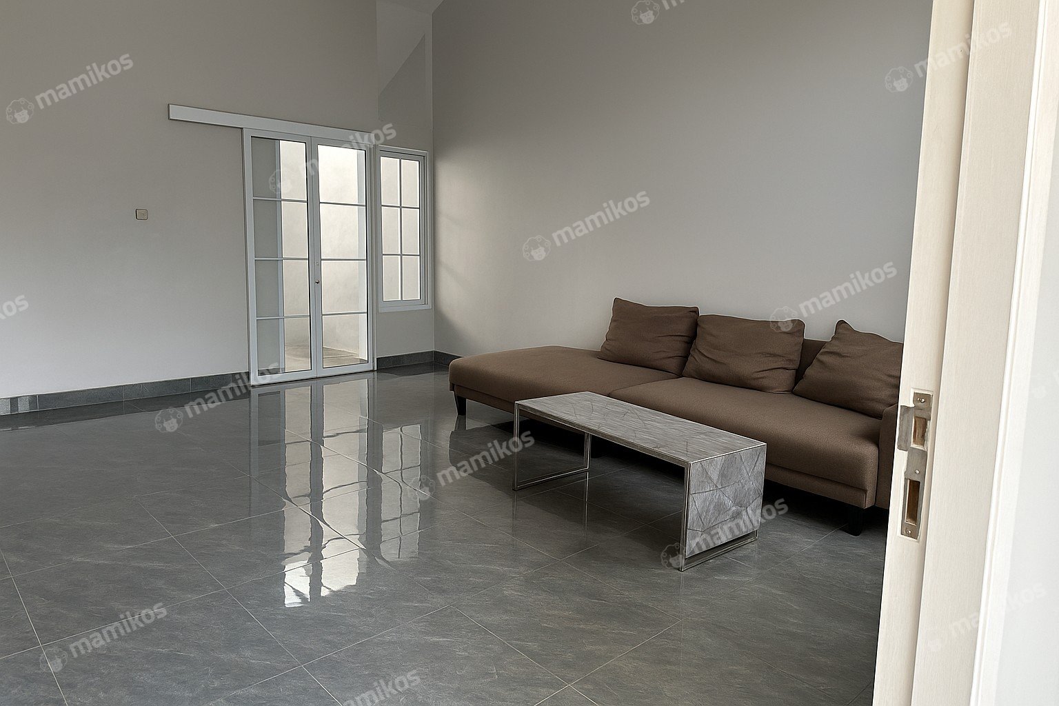 Rumah Sertifikat SHM 2 Kamar Tidur 1 Kamar Mandi Kota Wisata Jakarta Timur - Photo 5
