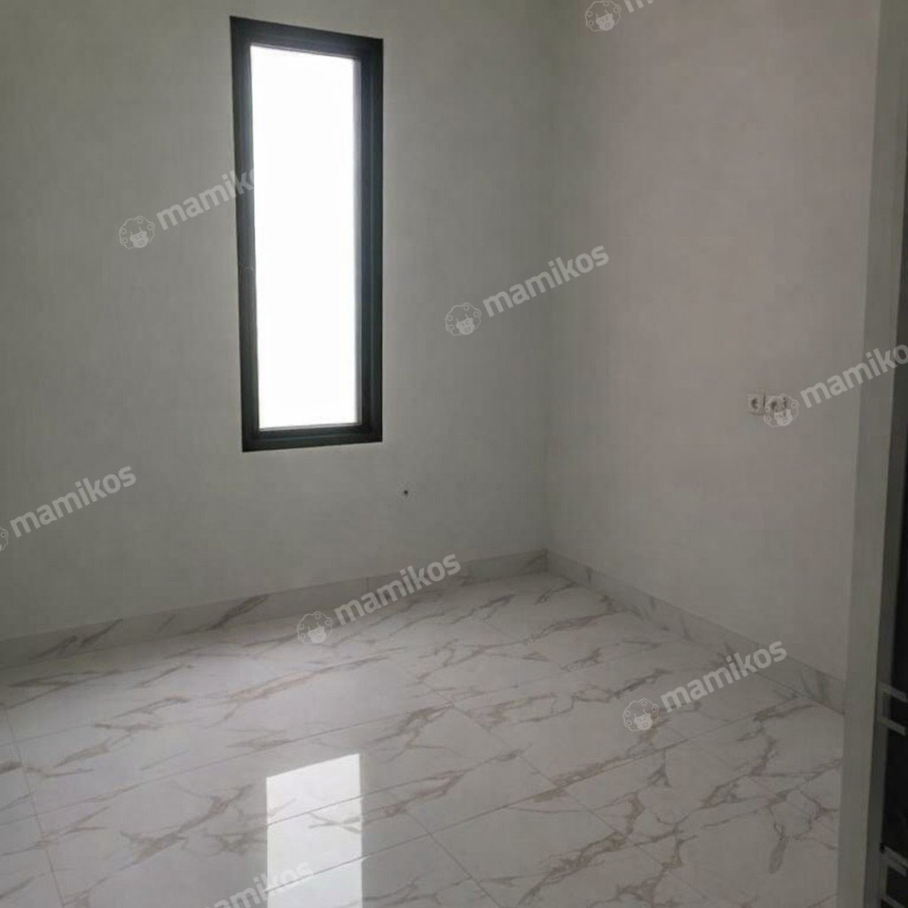 Rumah Sertifikat SHM 4 Kamar Tidur 4 Kamar Mandi Kota Wisata Jakarta Timur - Photo 2