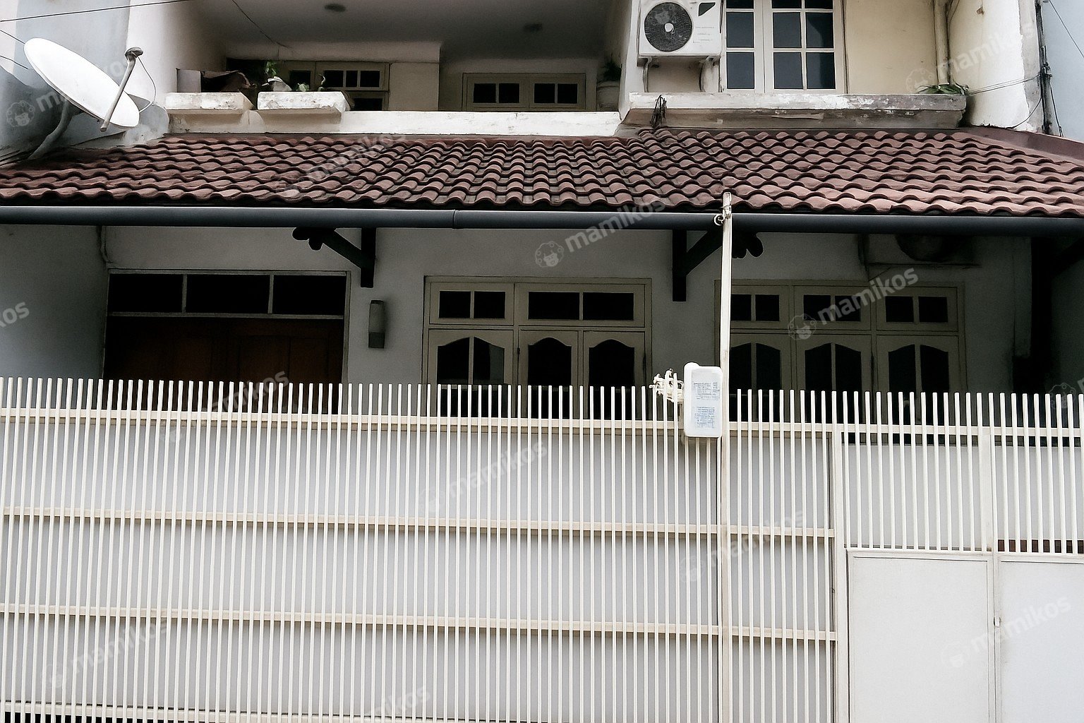 Rumah Sertifikat SHM 3 Kamar Tidur 4 Kamar Mandi Tanjung Duren Jakarta Barat