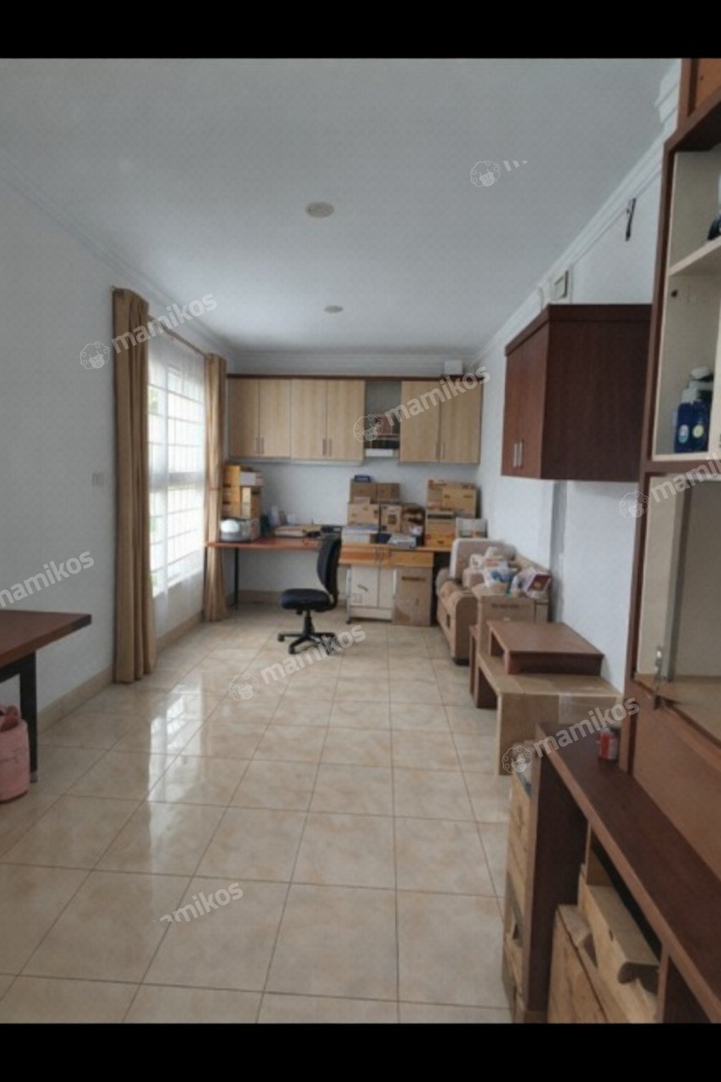 Rumah Sertifikat SHM 4 Kamar Tidur 3 Kamar Mandi Taman Surya Jakarta Barat - Photo 5