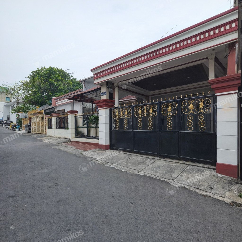 Rumah Sertifikat SHM 3 Kamar Tidur 3 Kamar Mandi Kebon Jeruk Jakarta Barat - Photo 3