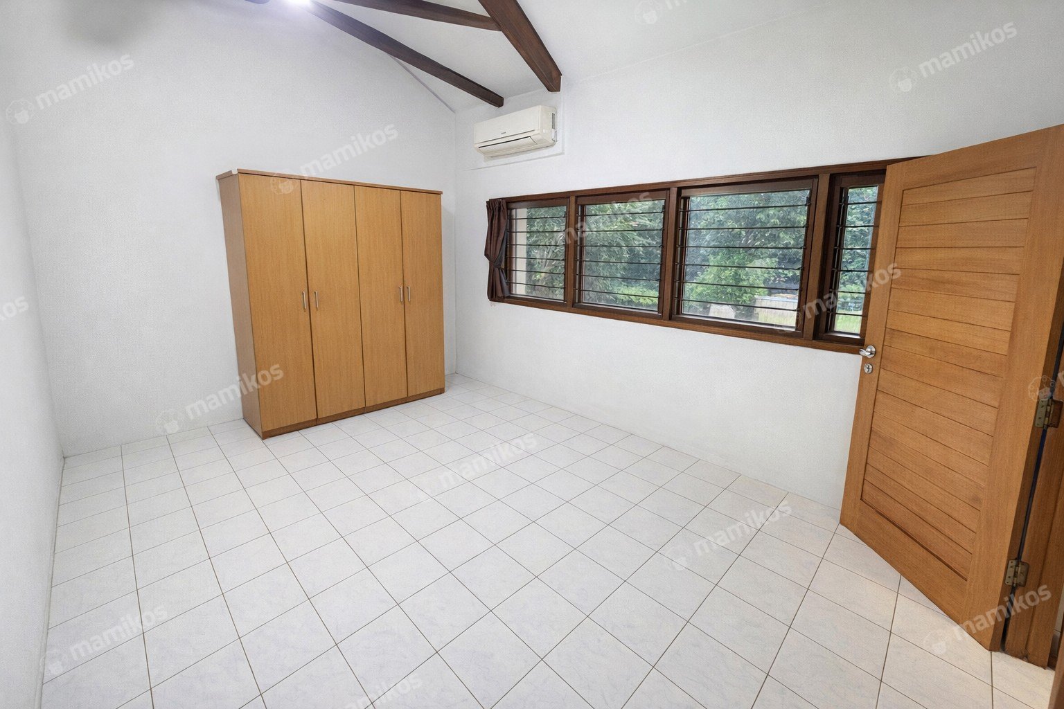 Rumah Sertifikat SHM 3 Kamar Tidur 3 Kamar Mandi Lebak Bulus Jakarta Selatan - Photo 4