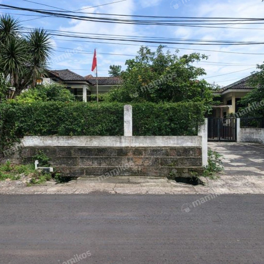 Rumah Sertifikat SHM 4 Kamar Tidur 5 Kamar Mandi Tebet Jakarta Selatan - Photo 2