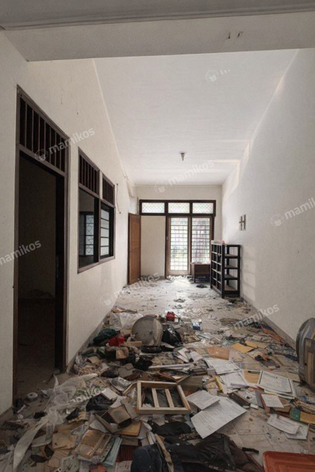 Rumah Sertifikat SHM 6 Kamar Tidur 2 Kamar Mandi Sunter Jakarta Utara - Photo 2