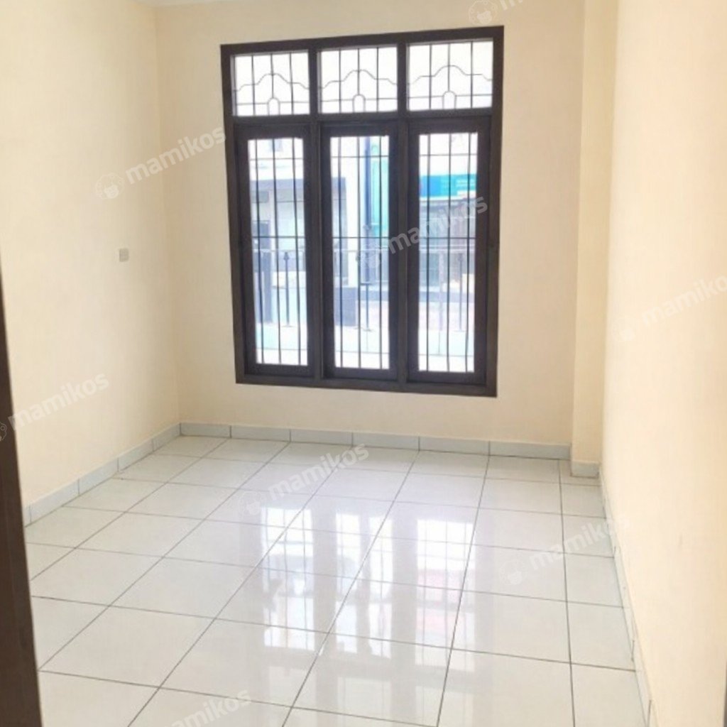 Rumah Sertifikat SHM 4 Kamar Tidur 3 Kamar Mandi Pondok Indah Jakarta Selatan - Photo 3