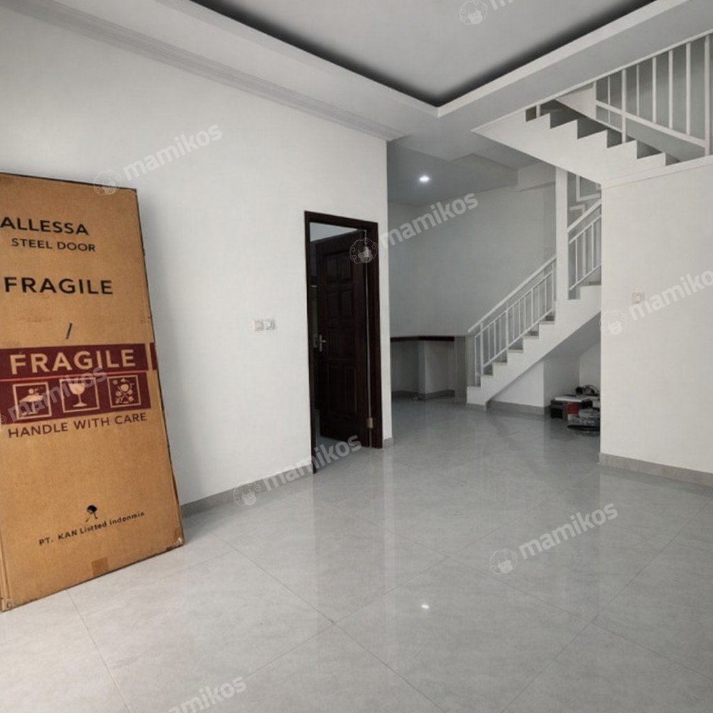 Rumah 4 Kamar Tidur 4 Kamar Mandi Kebon Jeruk Jakarta Barat - Photo 3