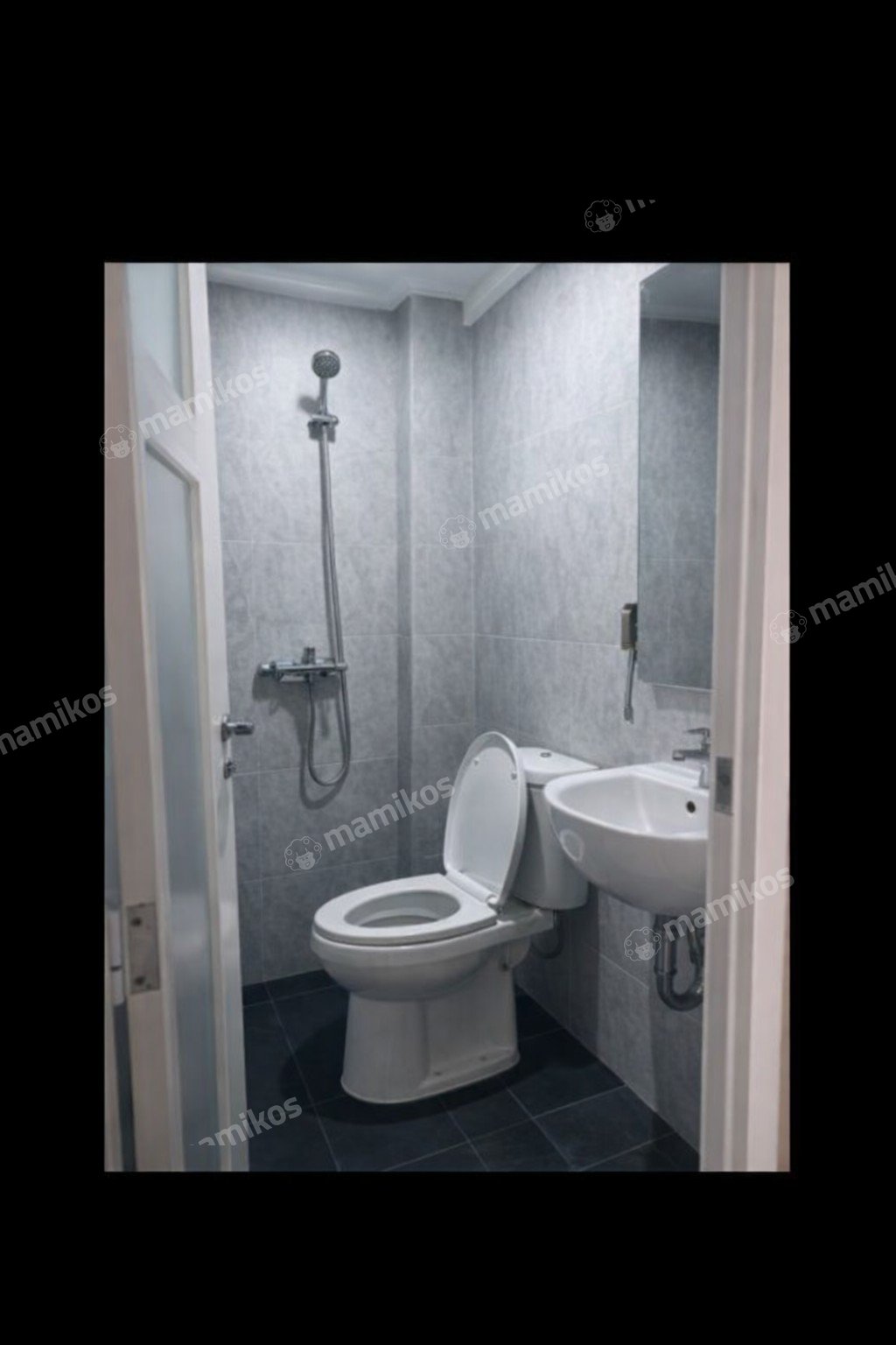 Rumah Sertifikat SHM 3 Kamar Tidur 1 Kamar Mandi Taman Ratu Jakarta Barat - Photo 5