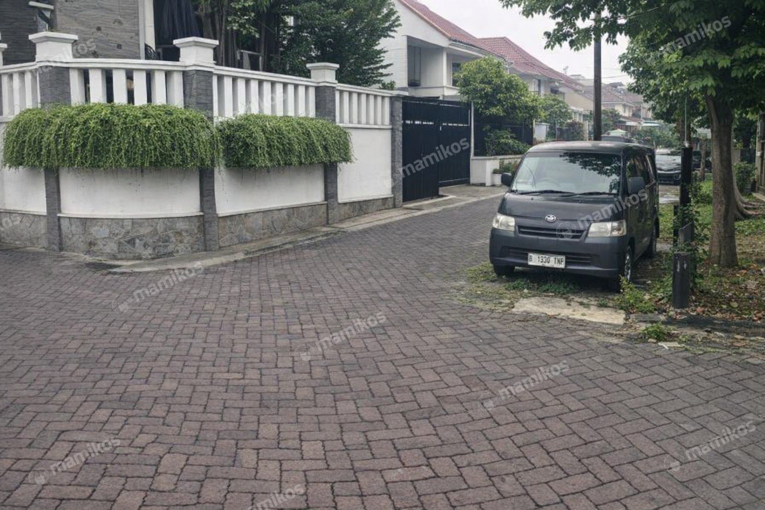 Rumah Sertifikat SHM 3 Kamar Tidur 2 Kamar Mandi Citra Garden Jakarta Barat - Photo 3