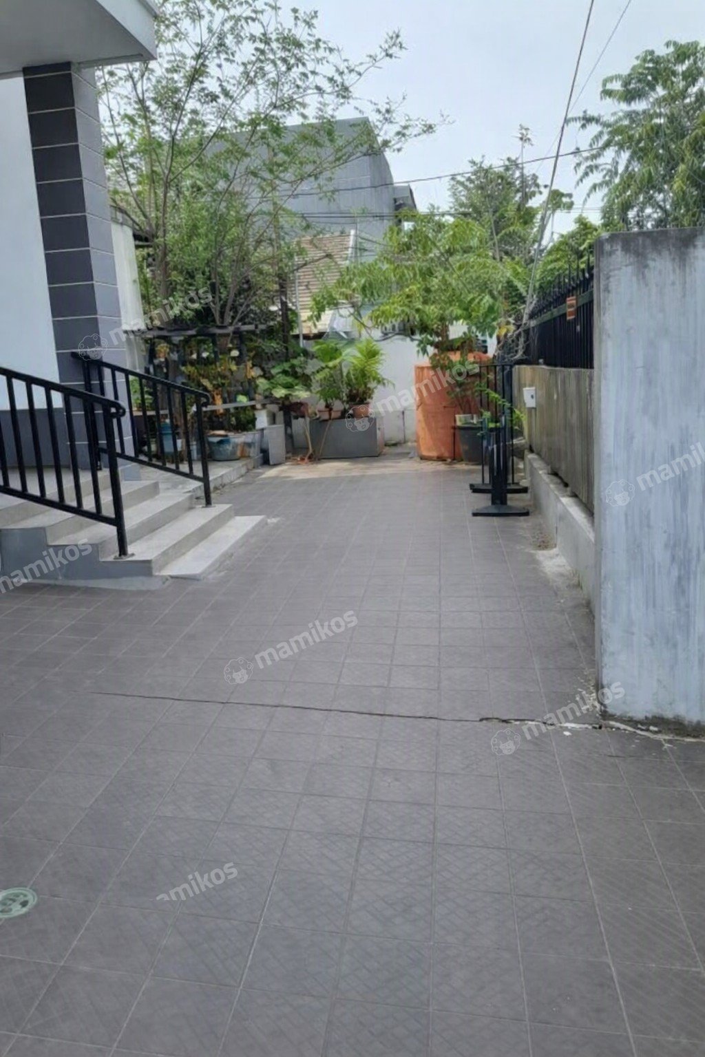 Rumah Sertifikat SHM 4 Kamar Tidur 4 Kamar Mandi Kelapa Gading Jakarta Utara - Photo 3