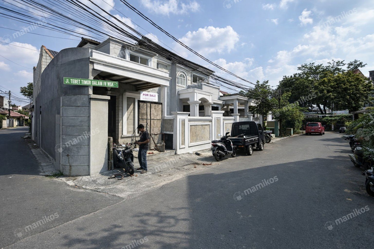 Rumah Sertifikat SHM 5 Kamar Tidur 4 Kamar Mandi Tebet Jakarta Selatan
