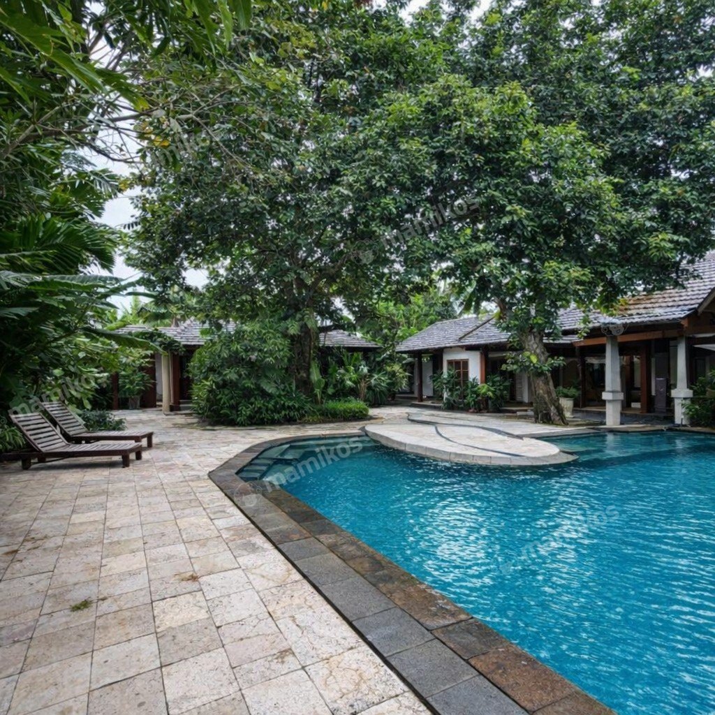 Rumah Sertifikat SHM 8 Kamar Tidur 7 Kamar Mandi Cilandak Jakarta Selatan - Photo 2