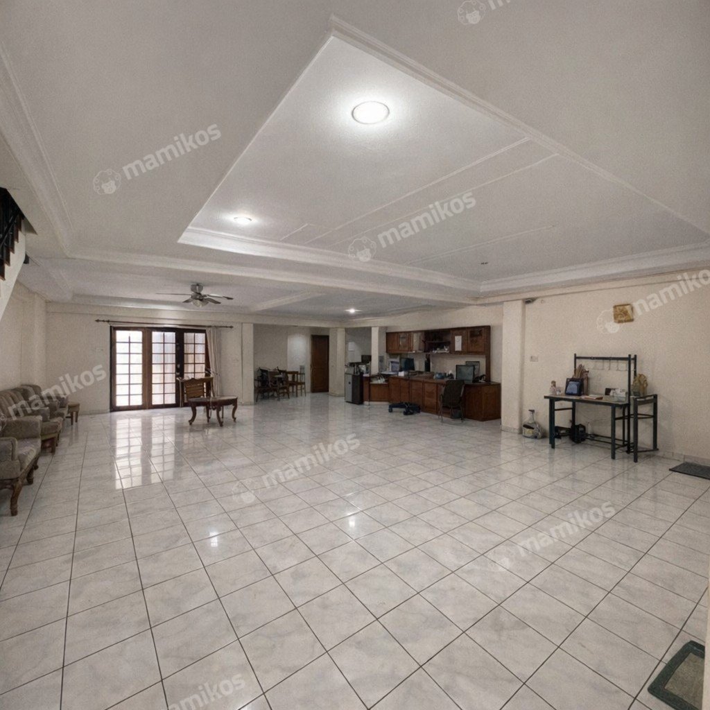 Rumah Sertifikat SHM 7 Kamar Tidur 5 Kamar Mandi Kebon Jeruk Jakarta Barat - Photo 5