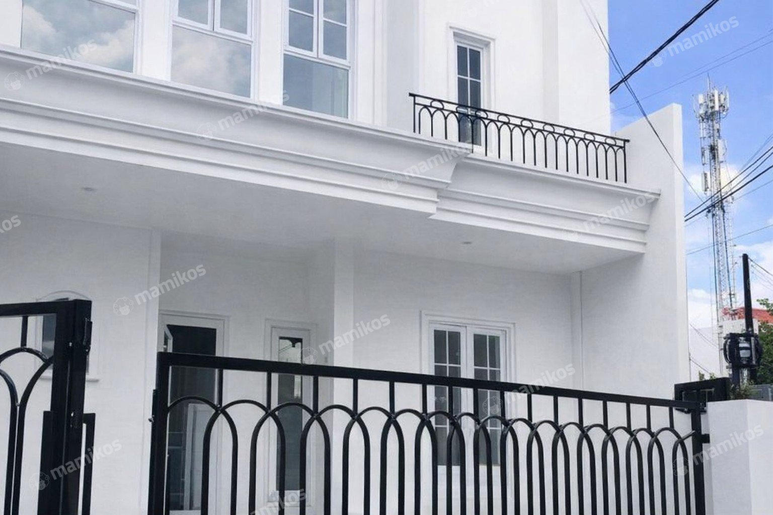 Rumah Sertifikat SHM 3 Kamar Tidur 3 Kamar Mandi Jatiwaringin Jakarta Timur