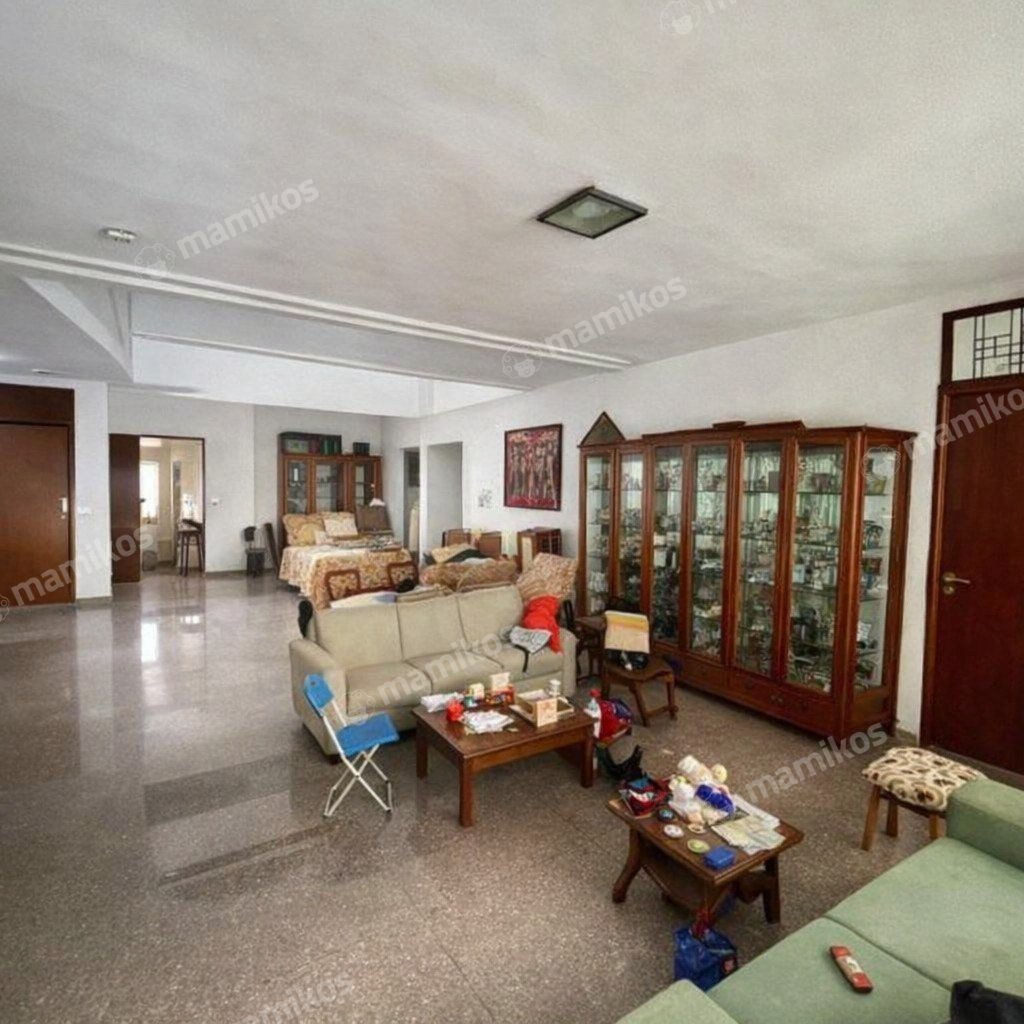 Rumah Sertifikat SHM 5 Kamar Tidur 6 Kamar Mandi Kuningan Jakarta Selatan - Photo 5