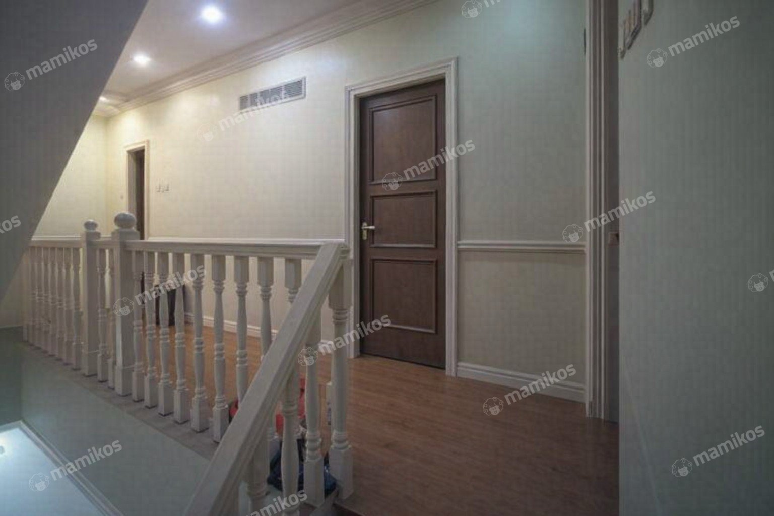 Rumah Sertifikat SHM 4 Kamar Tidur 4 Kamar Mandi Taman Palem Jakarta Barat - Photo 3