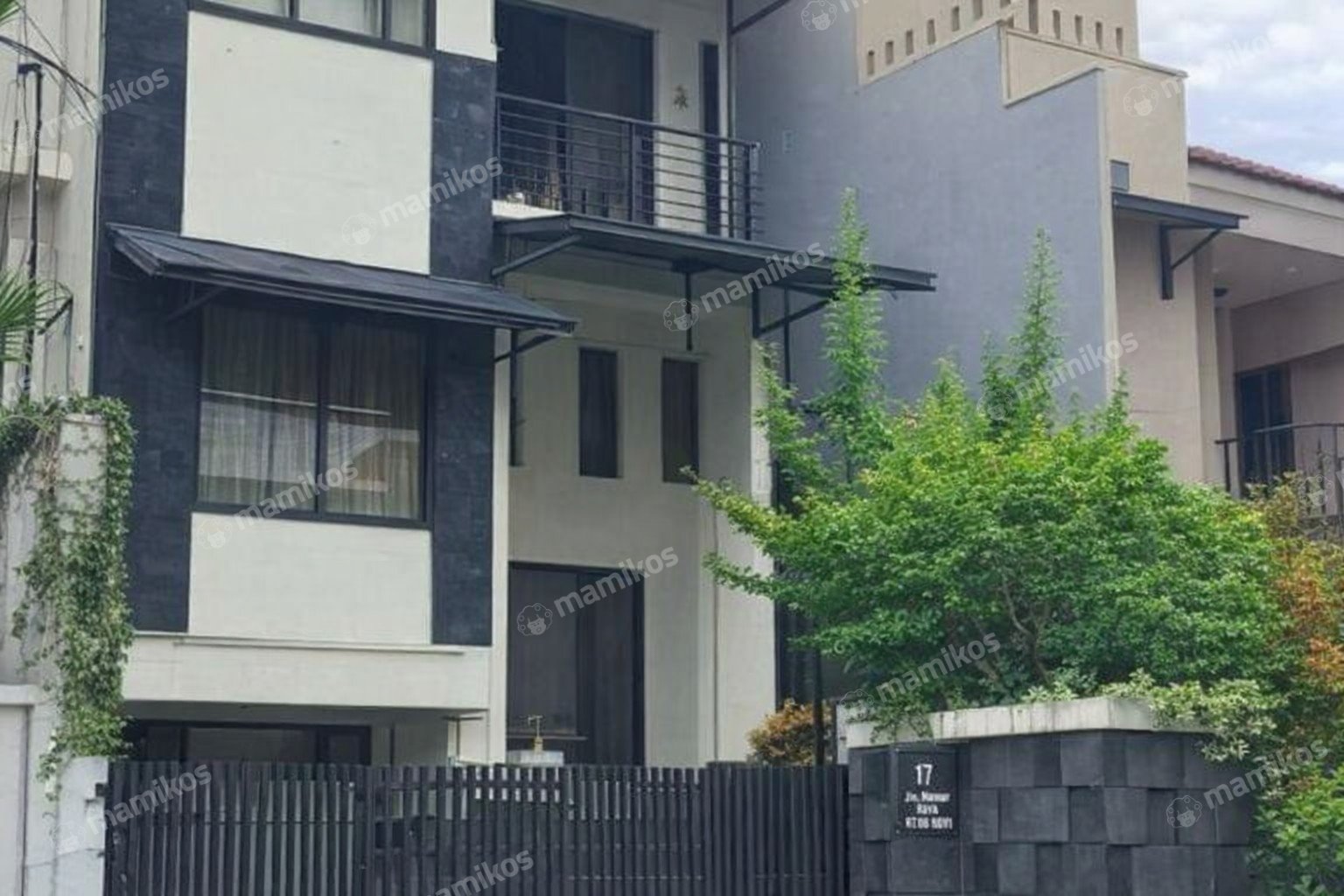 Rumah Sertifikat SHM 5 Kamar Tidur 4 Kamar Mandi Cilandak Jakarta Selatan
