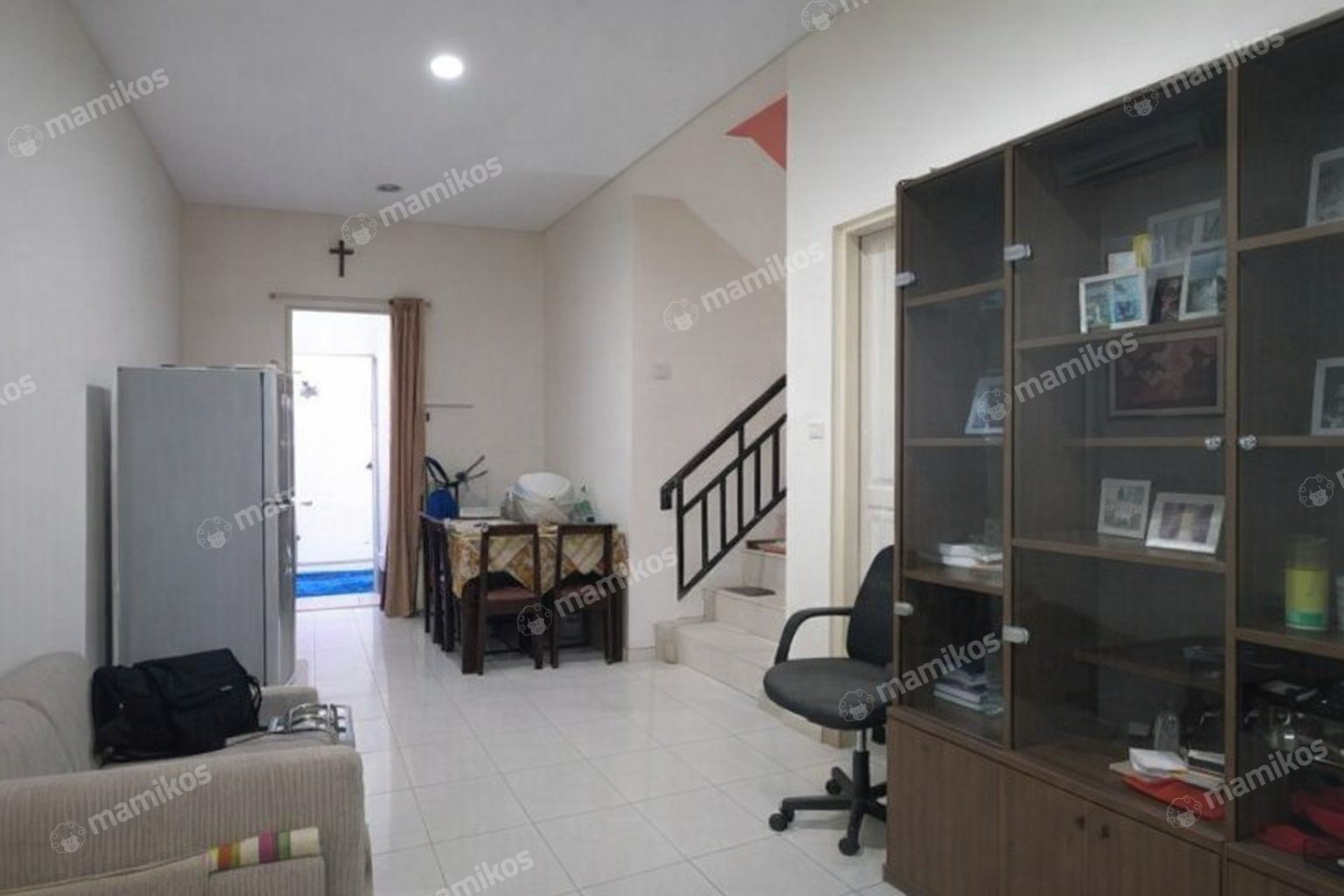 Rumah Sertifikat SHM 3 Kamar Tidur 3 Kamar Mandi Puri Mansion Jakarta Barat