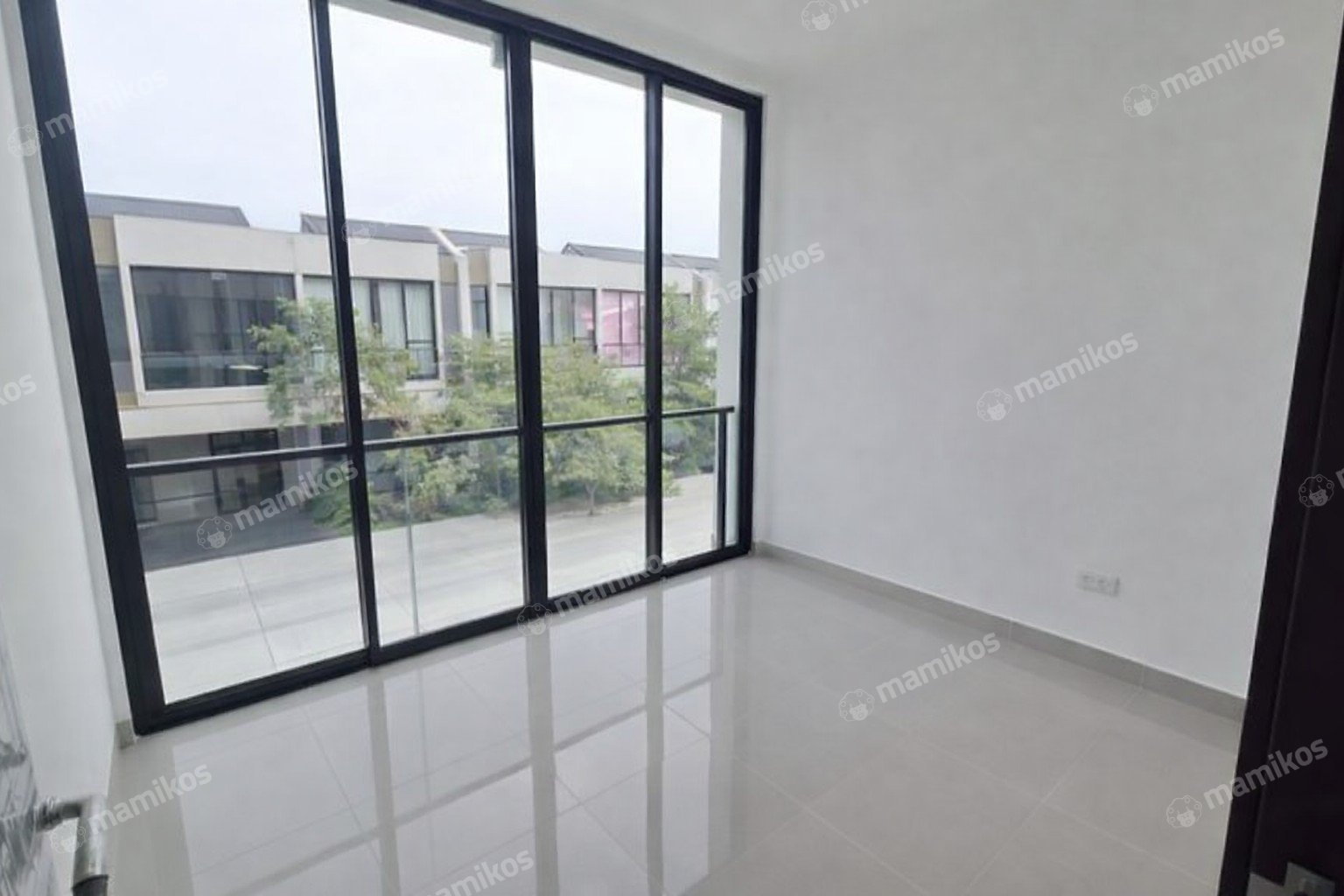 Rumah Sertifikat PPJB 2 Kamar Tidur 2 Kamar Mandi Pantai Indah Kapuk 2 Jakarta Utara - Photo 3