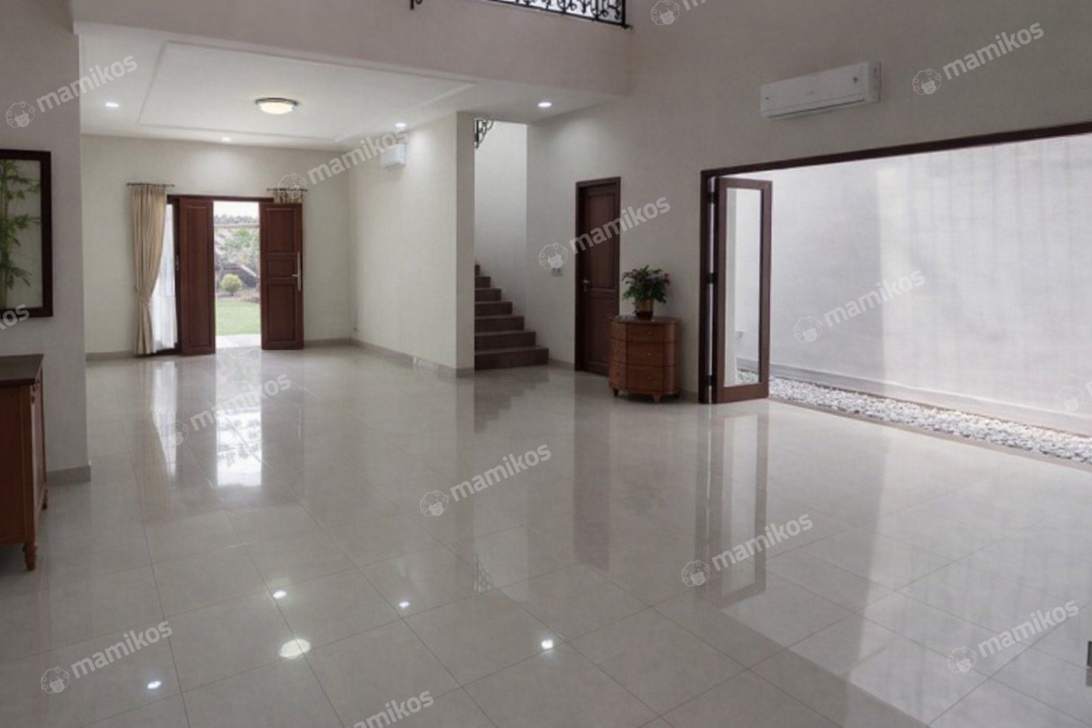Rumah Sertifikat SHM 4 Kamar Tidur 5 Kamar Mandi Pondok Indah Jakarta Selatan