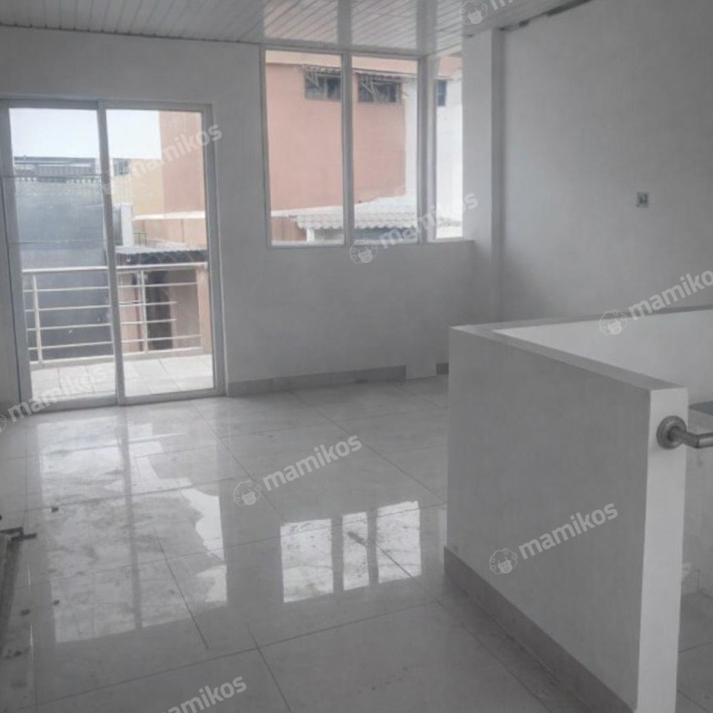 Rumah Sertifikat SHM 3 Kamar Tidur 3 Kamar Mandi Tambora Jakarta Barat - Photo 2