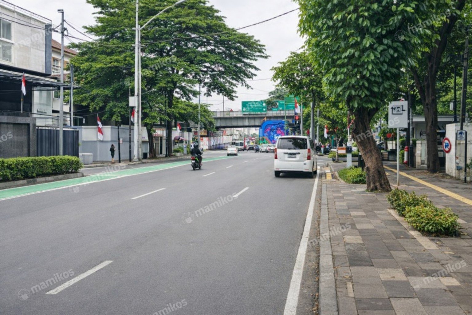 Rumah Sertifikat SHM 4 Kamar Tidur 3 Kamar Mandi Senopati Jakarta Selatan - Photo 3