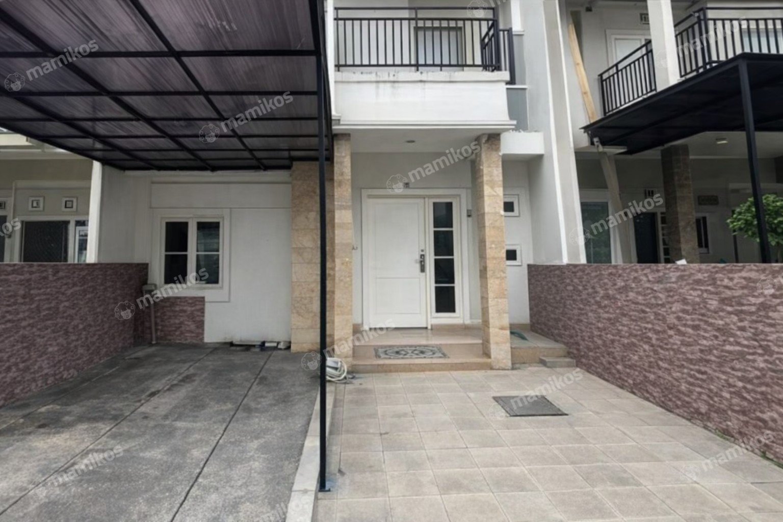 Rumah Sertifikat SHM 4 Kamar Tidur 4 Kamar Mandi Taman Kencana Jakarta Barat