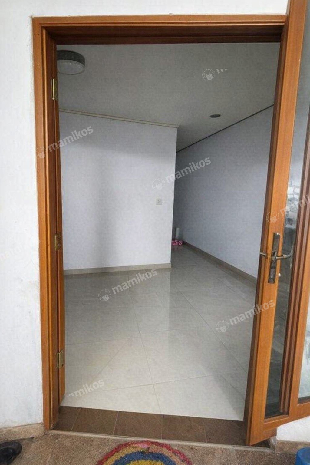 Rumah Sertifikat SHM 4 Kamar Tidur 2 Kamar Mandi Puri Indah Jakarta Barat - Photo 2