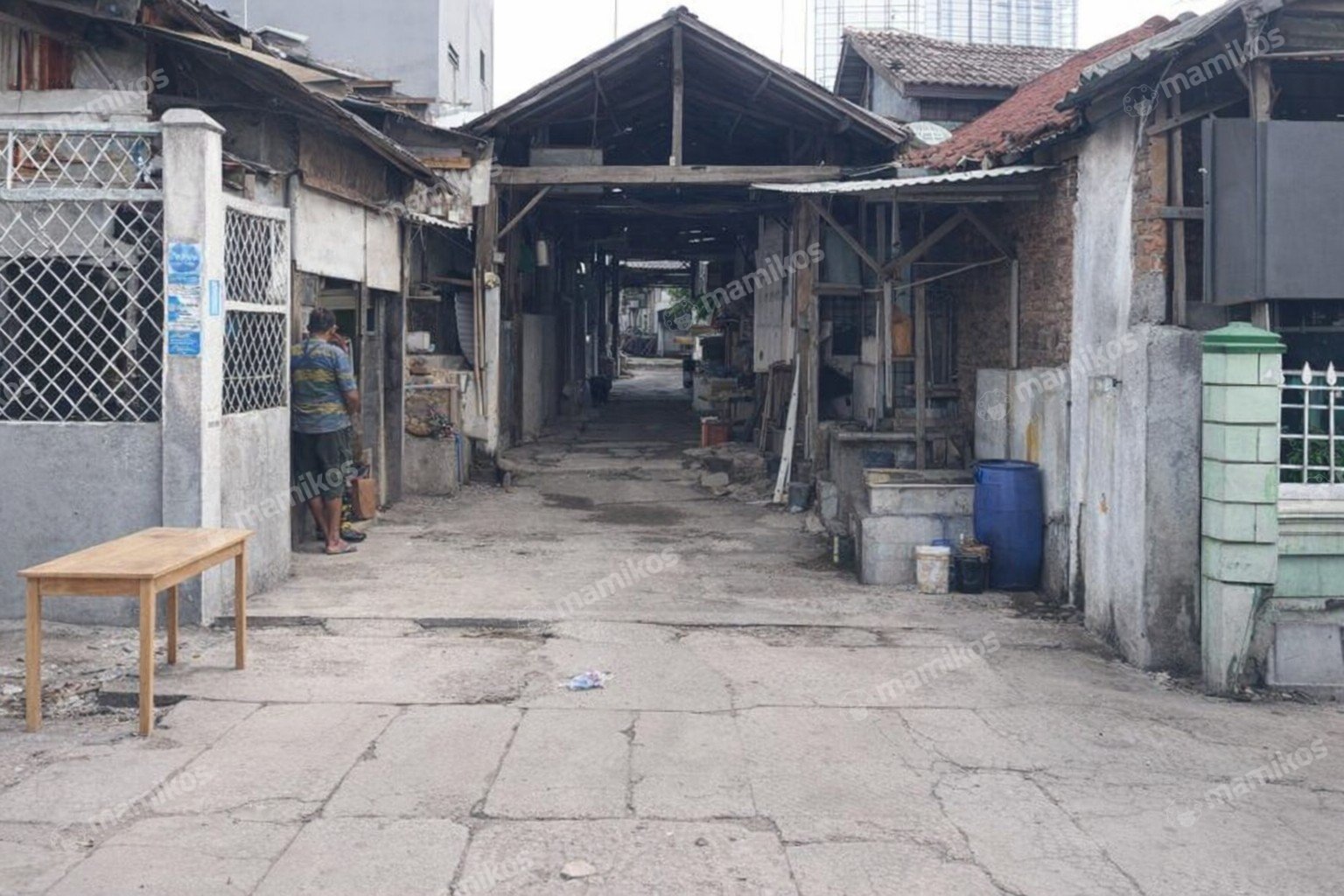 Rumah 5 Kamar Tidur 3 Kamar Mandi 2 Lantai Jembatan Besi Jakarta Barat - Photo 4