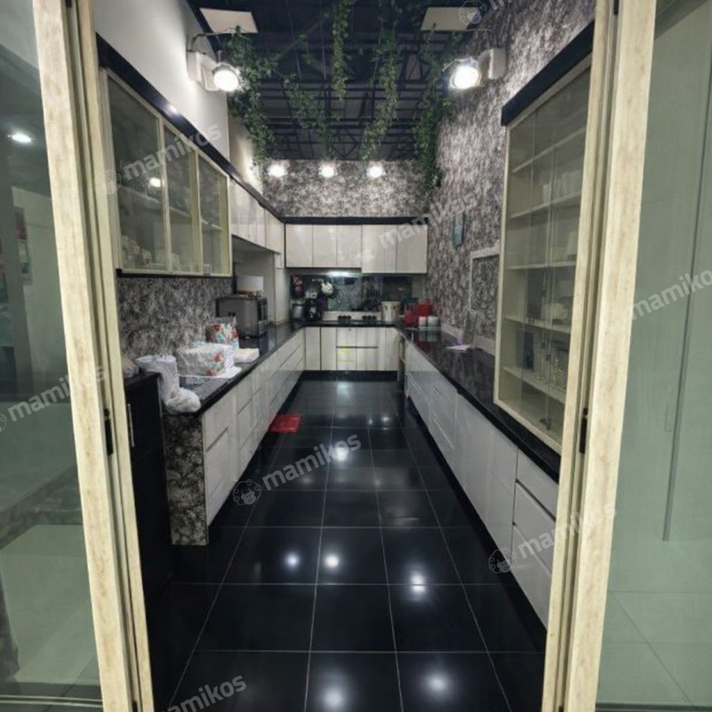 Rumah Sertifikat SHM 7 Kamar Tidur 4 Kamar Mandi Daan Mogot Jakarta Barat - Photo 3