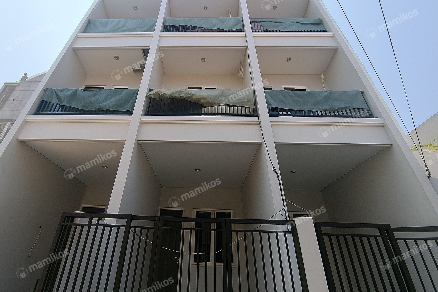 Rumah Sertifikat SHM 3 Kamar Tidur 3 Kamar Mandi Duri Kepa Jakarta Barat