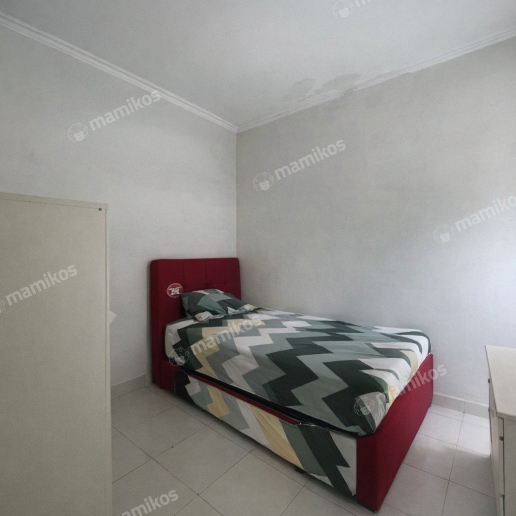 Rumah Sertifikat SHM 4 Kamar Tidur 3 Kamar Mandi Kota Wisata Jakarta Timur - Photo 2