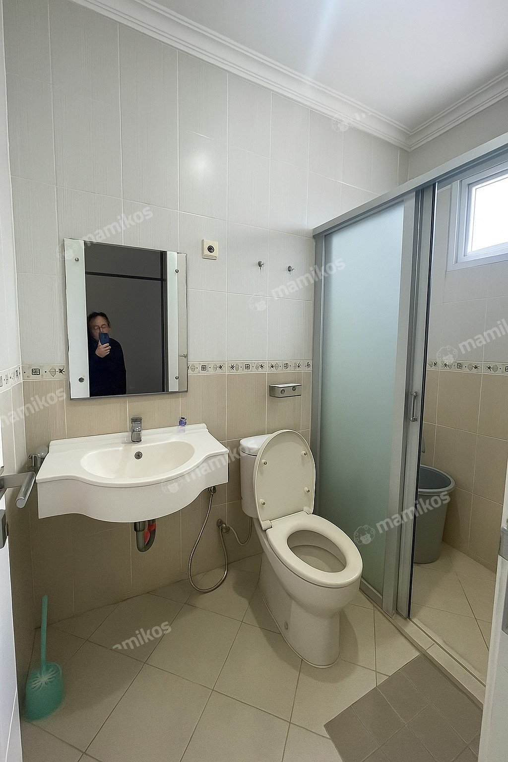 Rumah Sertifikat SHM 4 Kamar Tidur 3 Kamar Mandi Kota Wisata Jakarta Timur - Photo 5