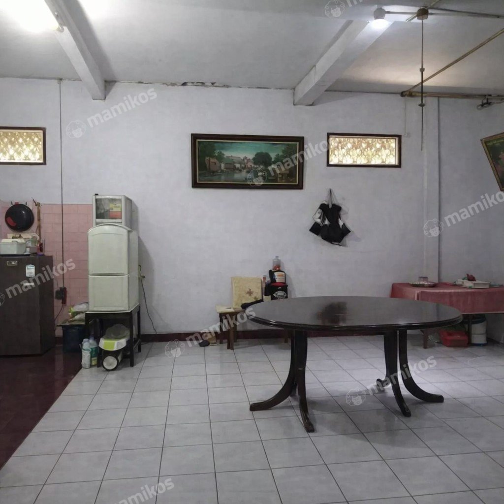 Rumah Sertifikat SHM 1 Lantai Kebon Jeruk Jakarta Barat - Photo 4