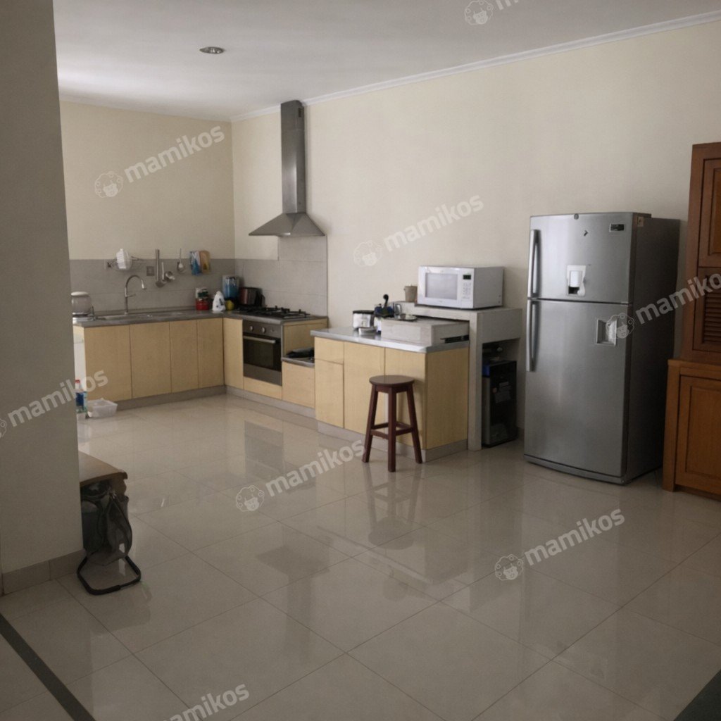 Rumah Sertifikat SHM 8 Kamar Tidur 5 Kamar Mandi Kebayoran Baru Jakarta Selatan - Photo 2