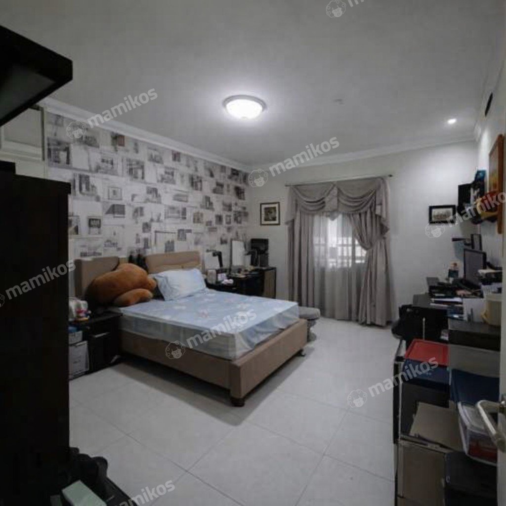 Rumah 5 Kamar Tidur 2 Kamar Mandi 2 Lantai Condet Jakarta Timur - Photo 2