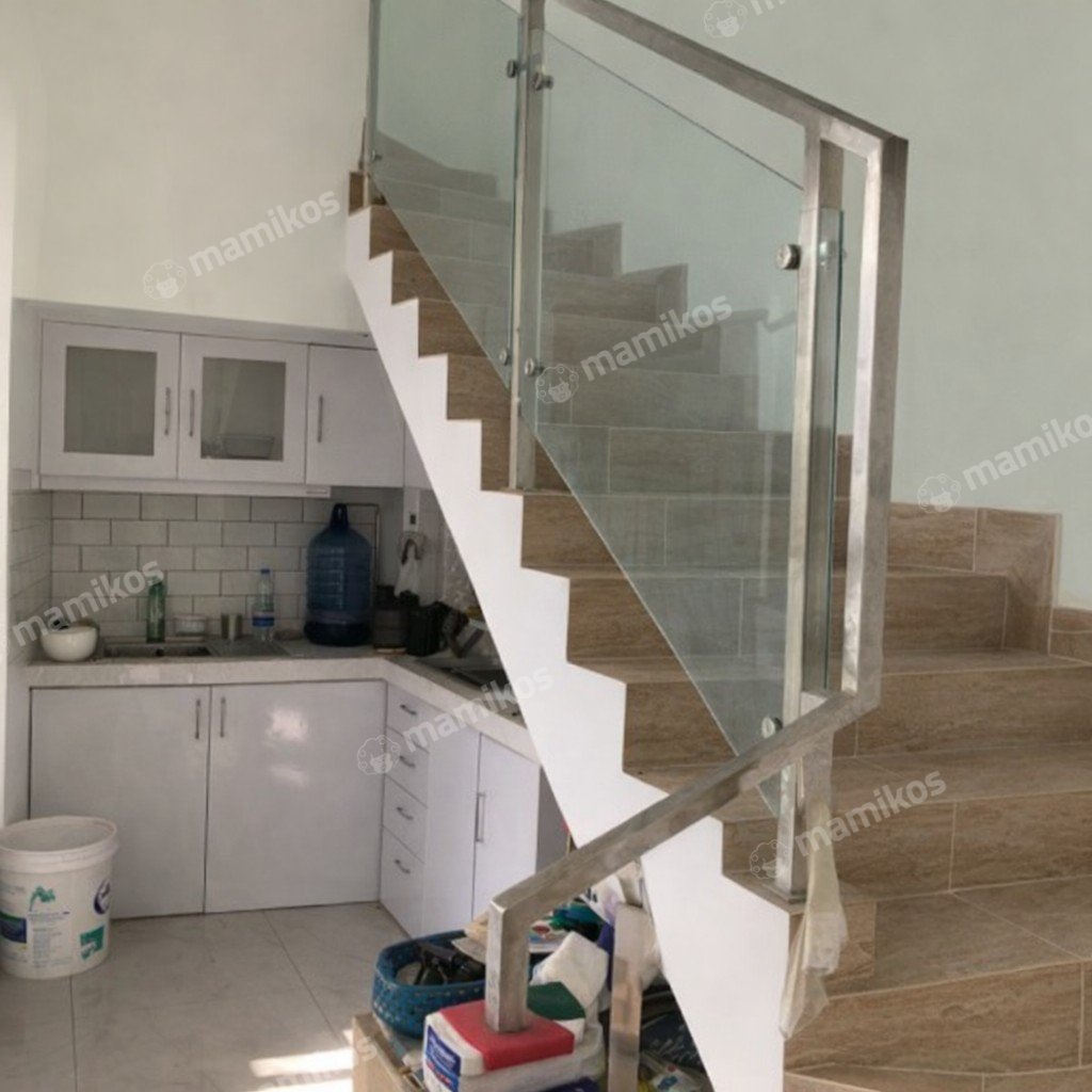 Rumah Sertifikat SHM 3 Kamar Tidur 3 Kamar Mandi Lebak Bulus Jakarta Selatan - Photo 4