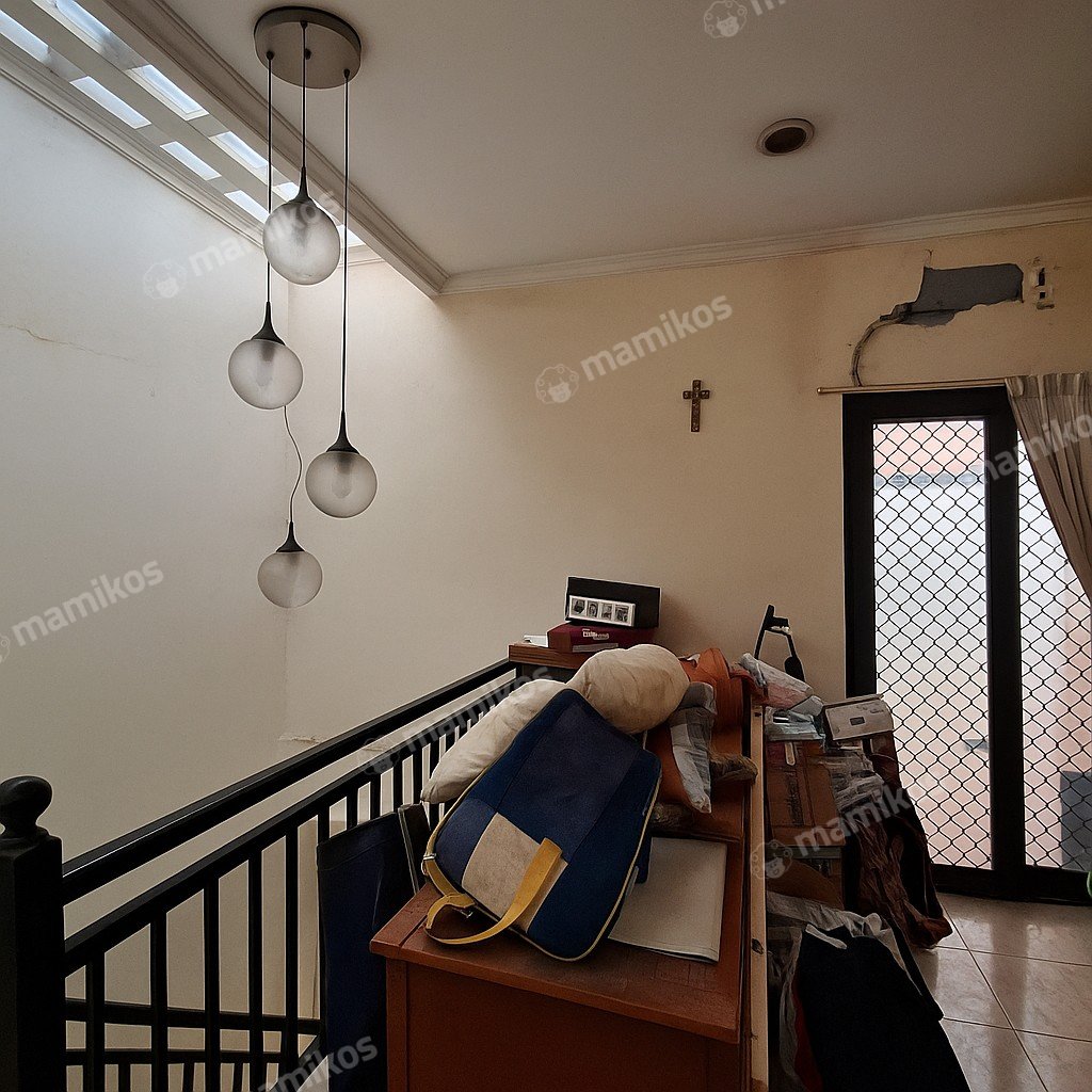 Rumah Sertifikat SHM 3 Kamar Tidur 2 Kamar Mandi Duri Kepa Jakarta Barat - Photo 4