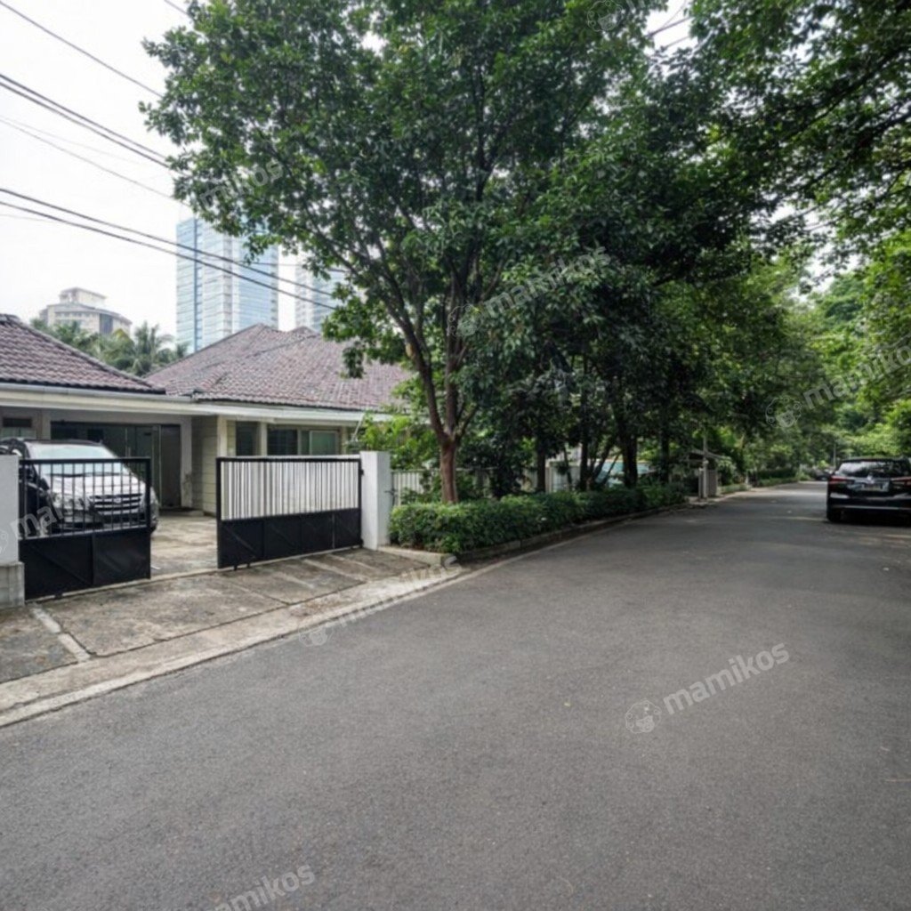 Rumah 4 Kamar Tidur 1 Lantai Kebayoran Baru Jakarta Selatan - Photo 2