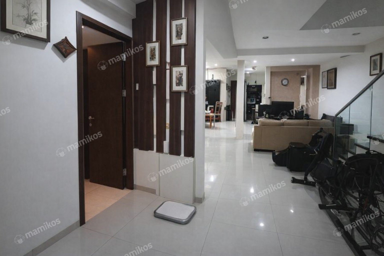 Rumah Sertifikat HGB 4 Kamar Tidur 3 Kamar Mandi Permata Buana Jakarta Barat - Photo 4