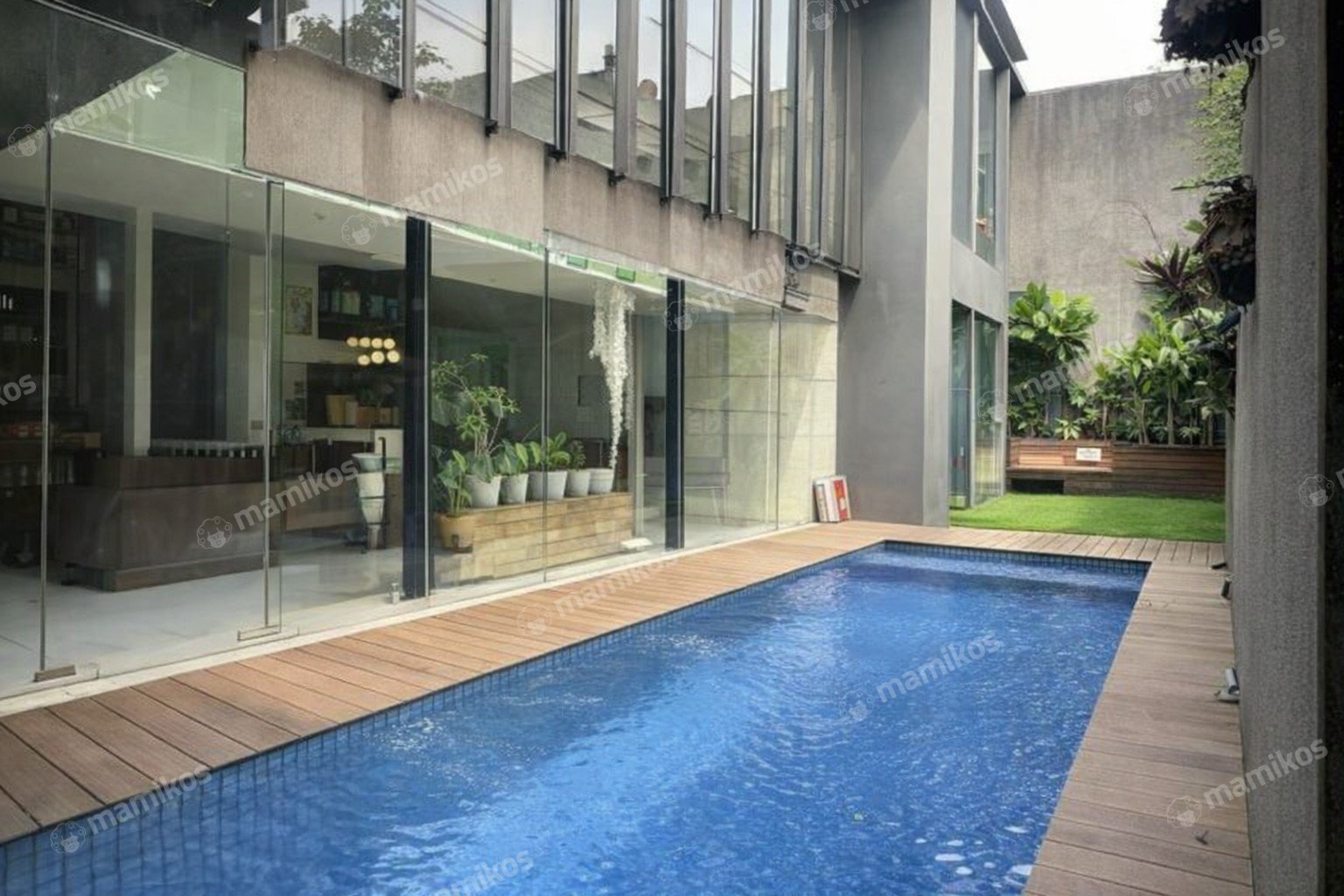 Rumah Sertifikat SHM 5 Kamar Tidur 5 Kamar Mandi Kebayoran Baru Jakarta Selatan