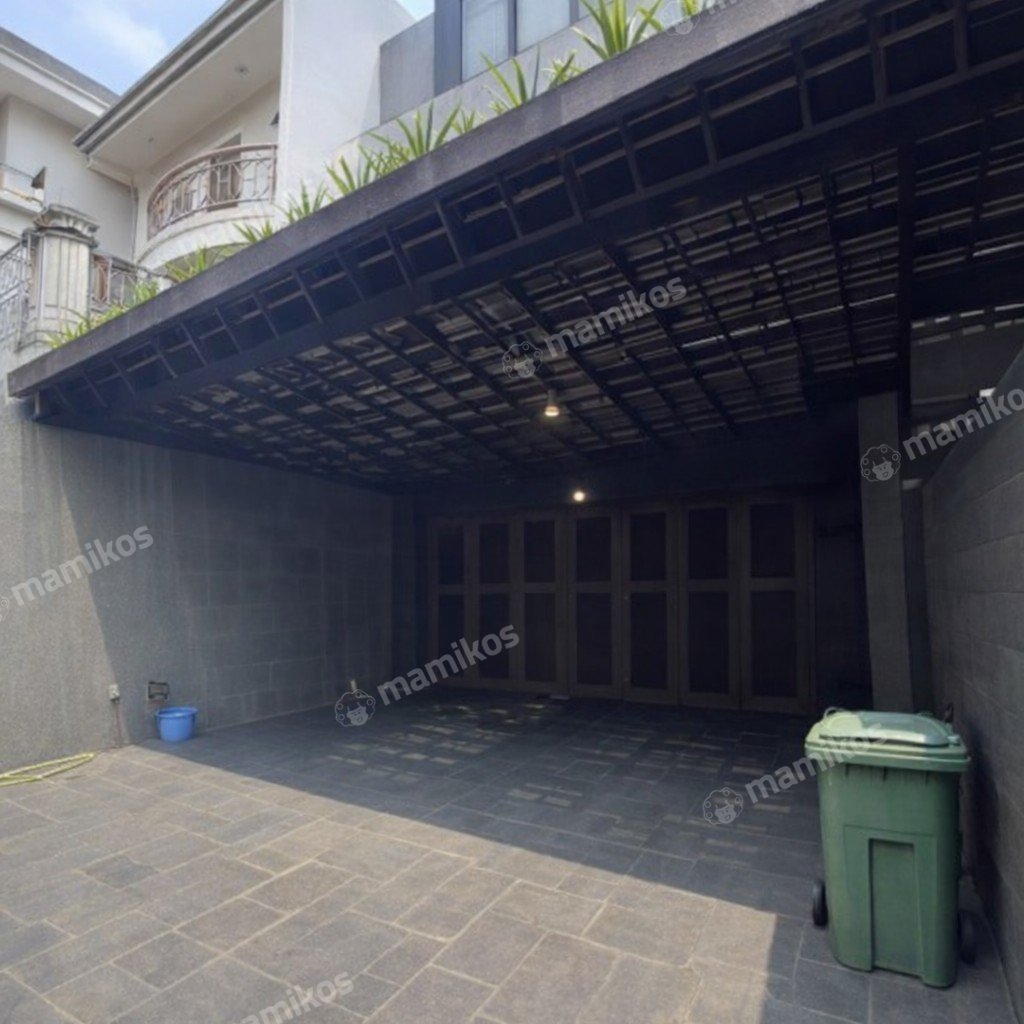 Rumah Sertifikat SHM 5 Kamar Tidur 5 Kamar Mandi Kebayoran Baru Jakarta Selatan - Photo 5