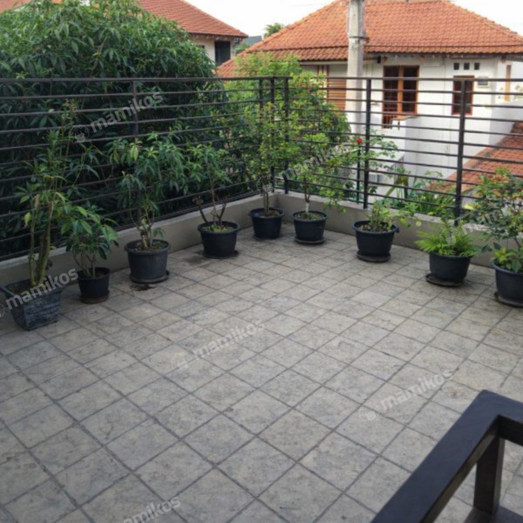 Rumah Sertifikat SHM 6 Kamar Tidur 5 Kamar Mandi Cipayung Jakarta Timur - Photo 5