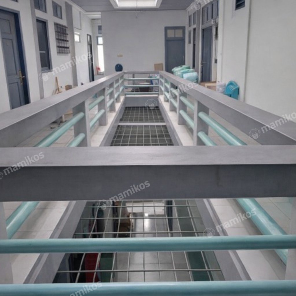 Rumah Sertifikat SHM 33 Kamar Tidur 33 Kamar Mandi Tanjung Duren Jakarta Barat - Photo 3