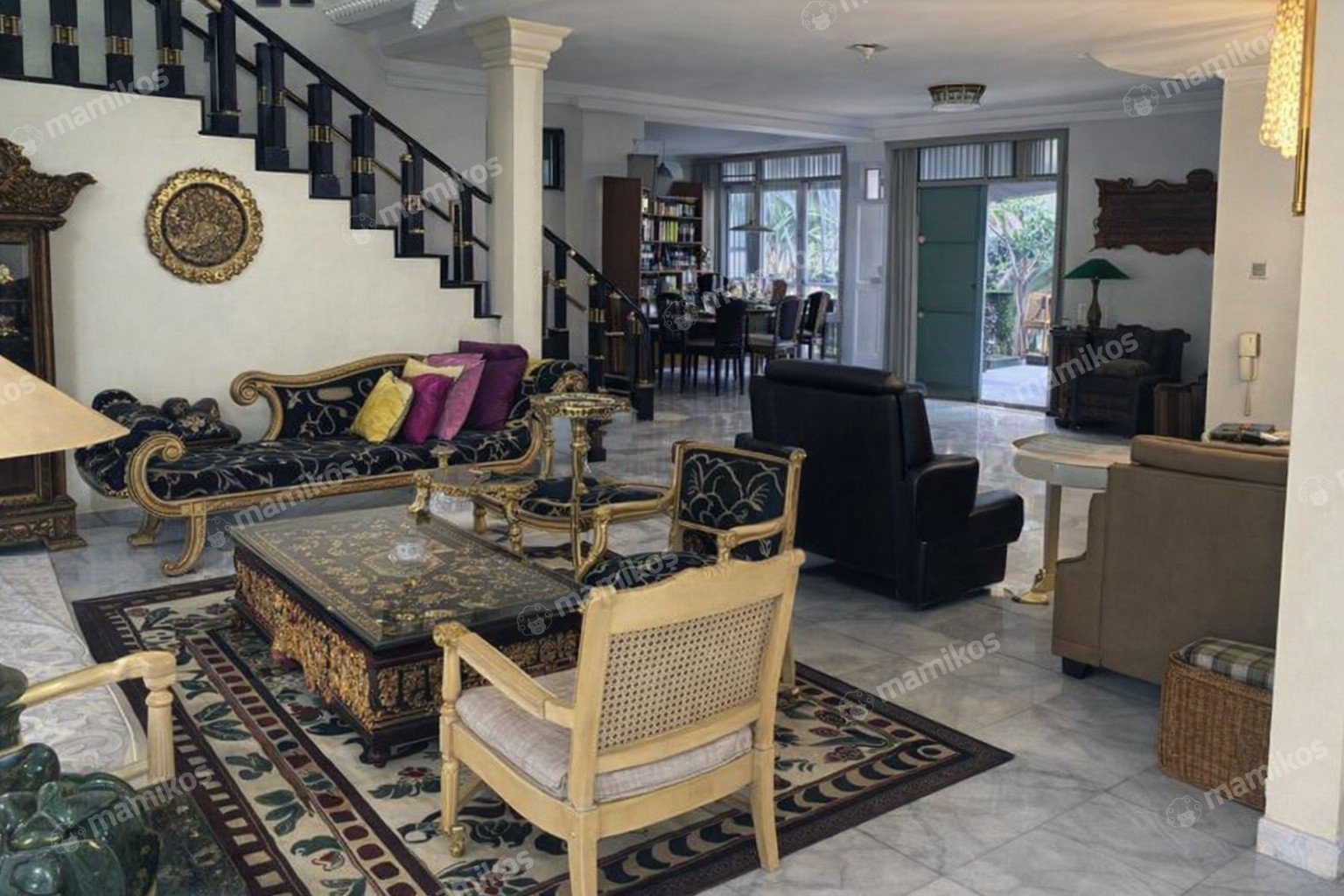 Rumah Sertifikat SHM 6 Kamar Tidur 4 Kamar Mandi Kuningan Jakarta Selatan