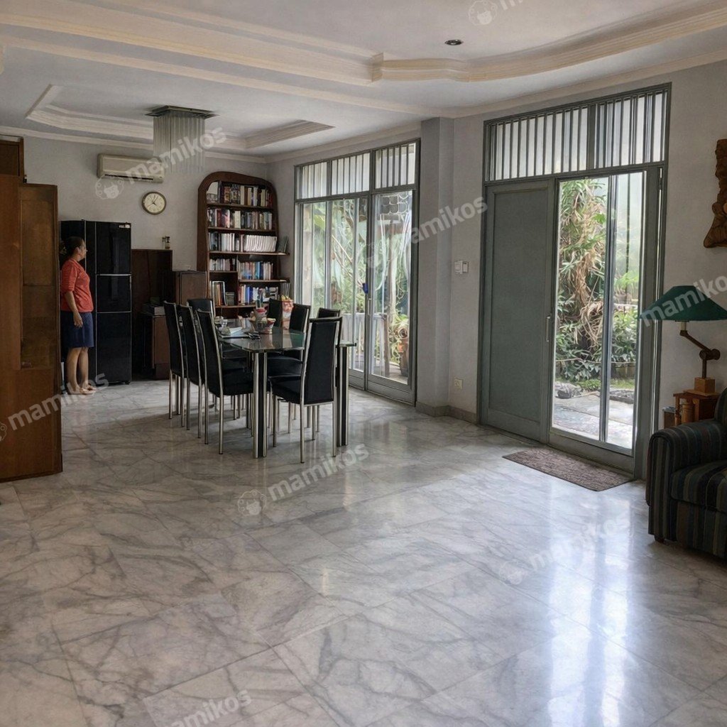 Rumah Sertifikat SHM 6 Kamar Tidur 4 Kamar Mandi Kuningan Jakarta Selatan - Photo 4