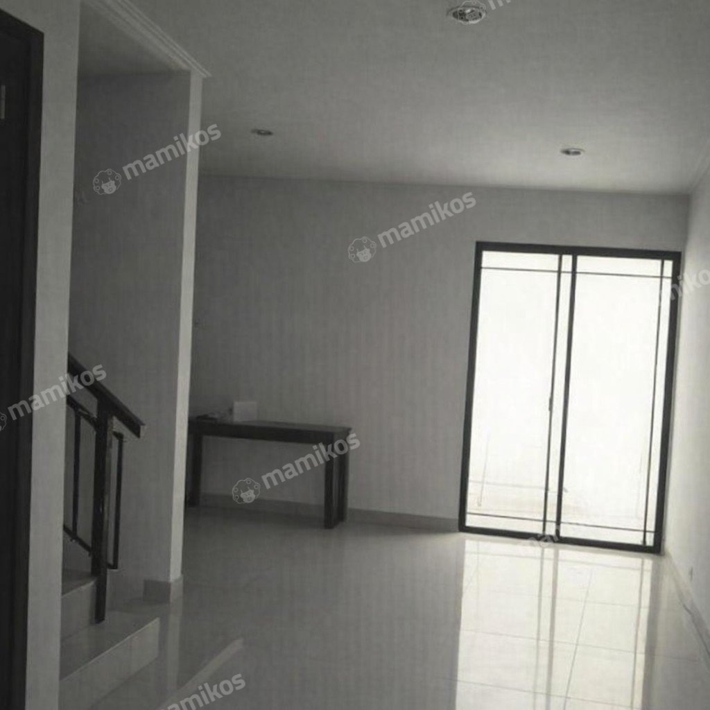 Rumah Sertifikat SHM 3 Kamar Tidur 2 Kamar Mandi Green Lake City Jakarta Barat - Photo 3