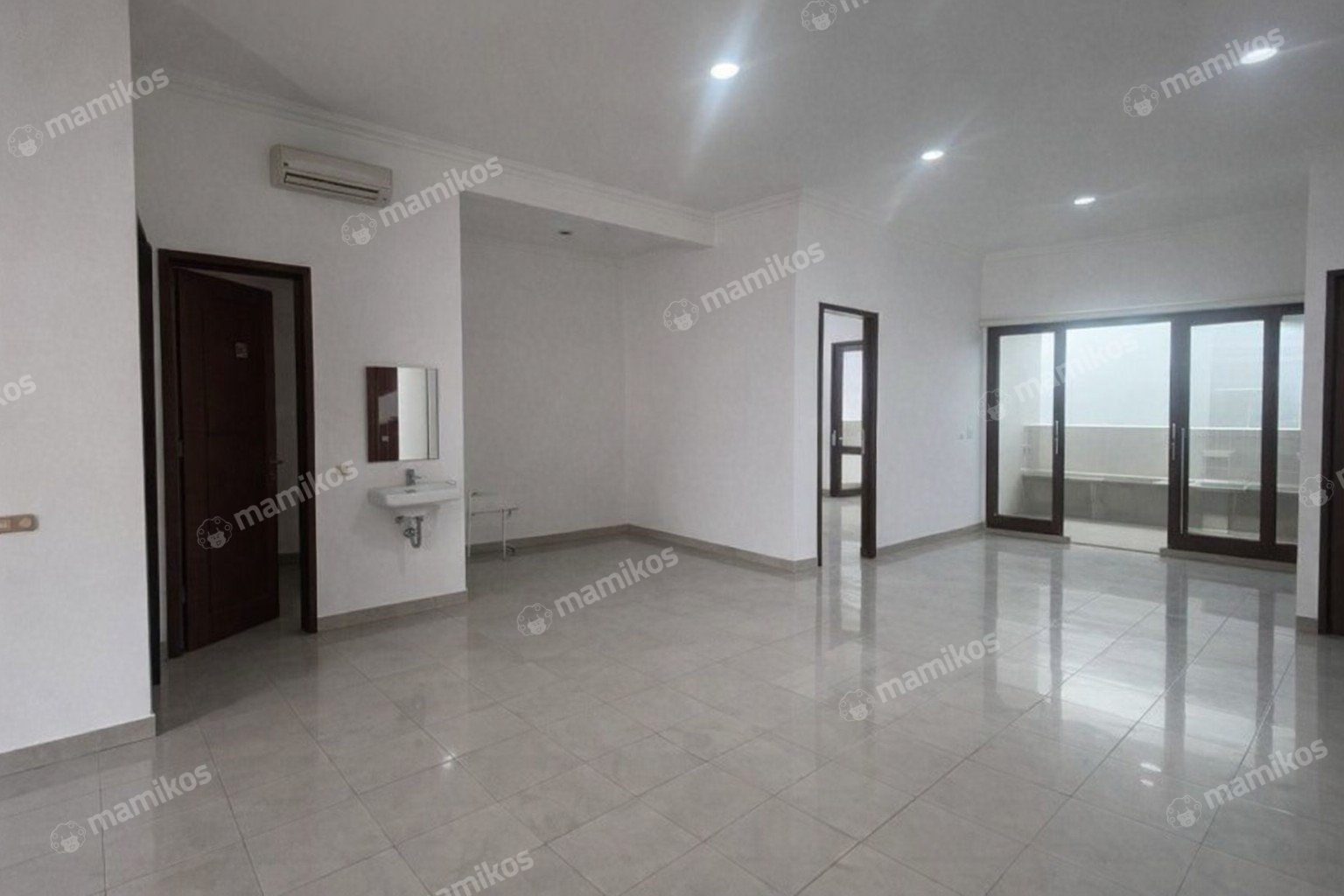 Rumah Sertifikat SHM 3 Kamar Tidur 2 Kamar Mandi Meruya Jakarta Barat